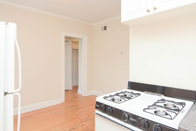 Photo - 1108 W Wellington Ave Unit 4