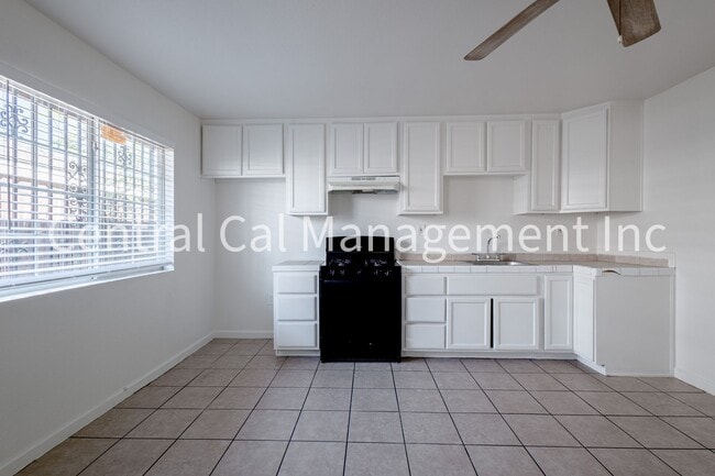 Photo - 1871 Quincy St Unit Apt A