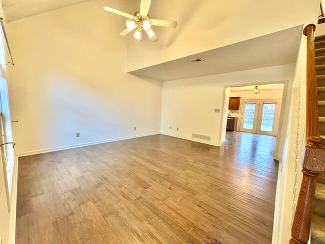 Photo - 2453 Prescott Ln