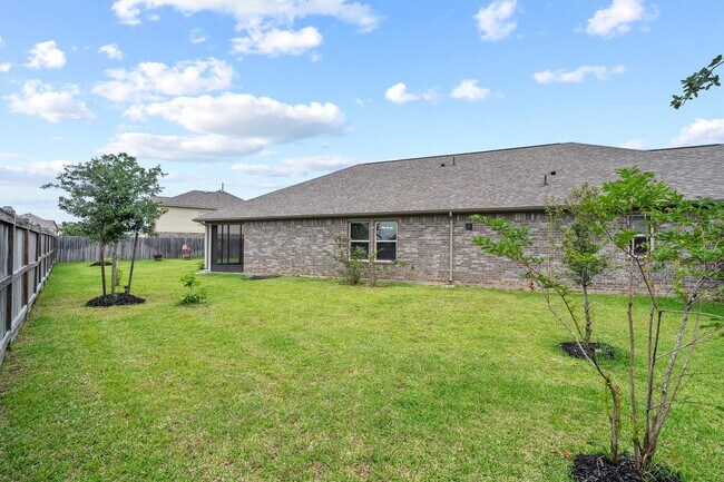 Photo - 6303 Cambrai Wood Ln