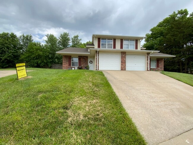 Photo - 3 Bedroom 2 Bathroom Duplex