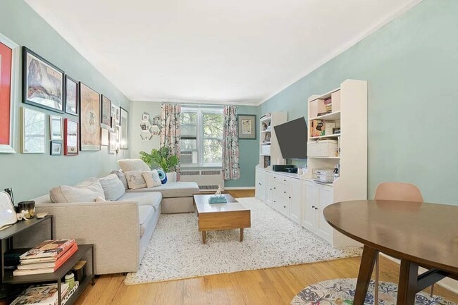 Building Photo - 1155 Ocean Ave Unit 3A Rental