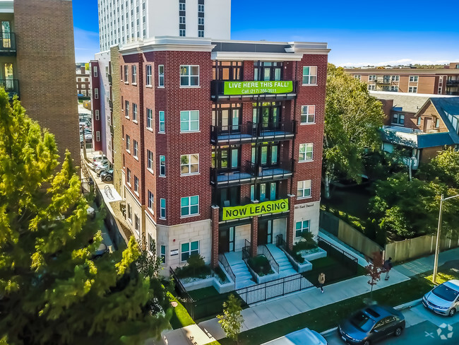 Building Photo - 305 Daniel | Student Housing Rental