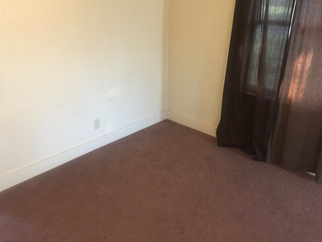 Photo - 620 W 24th St Apartment Unit 620 W. 24th