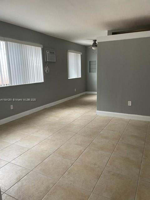 Photo - 7720 Harding Ave Unidad 7 Rental