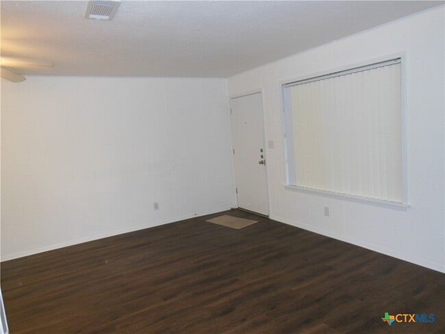1022 Clover Cir