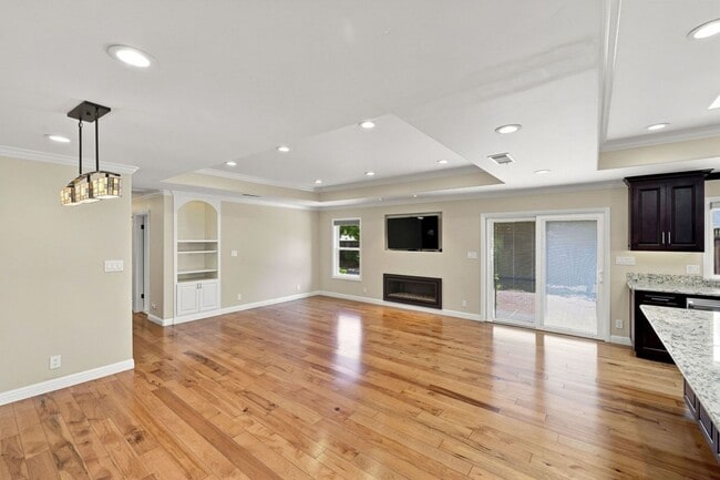 Photo - 10700 Farallone Dr