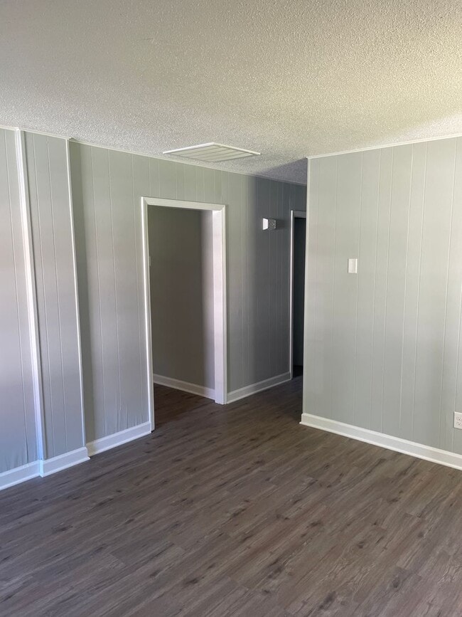 Photo - 1009 Fenimore St