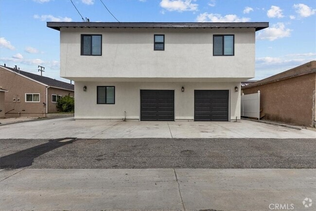 Building Photo - 17017 Crenshaw Blvd Rental