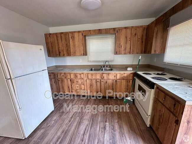 Building Photo - 3901 6th St S Rental