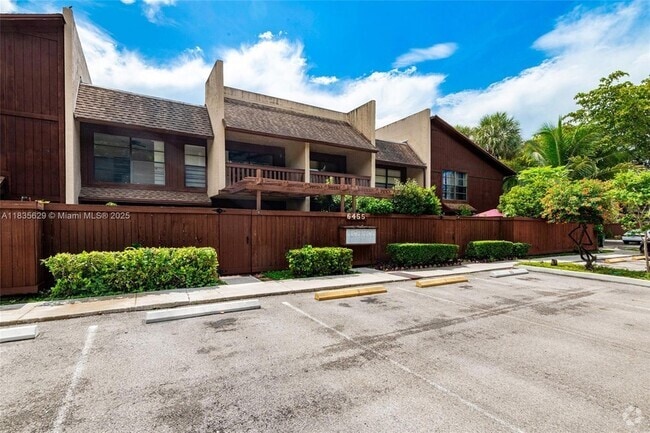 Building Photo - 6455 SW 116th Pl Rental