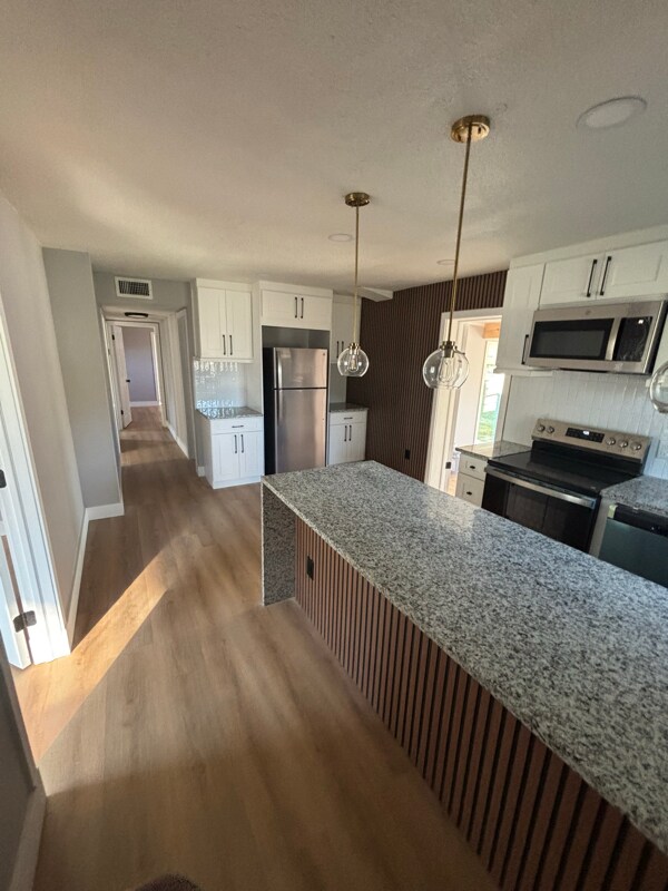 Photo - 5500 Huber Dr