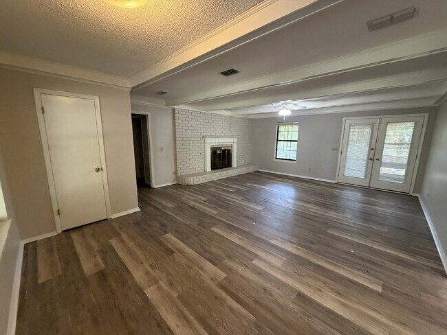 Photo - Home For Rent