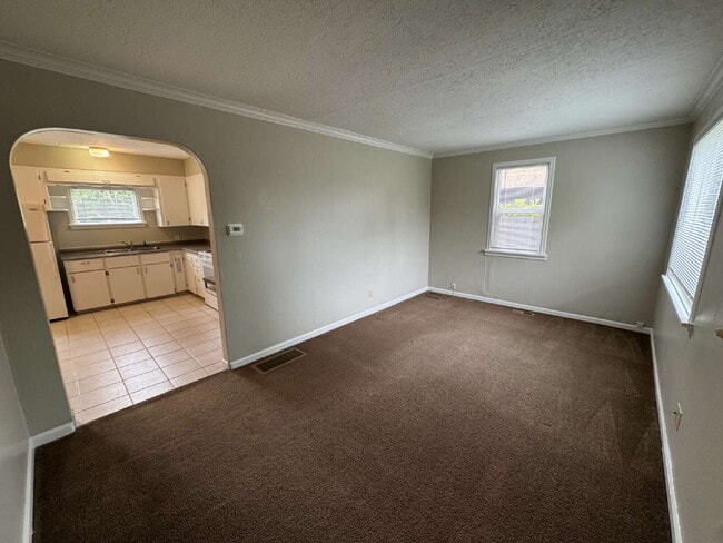 Photo - 2-Bedroom Home, Errol Heights, Gardners Welcome!