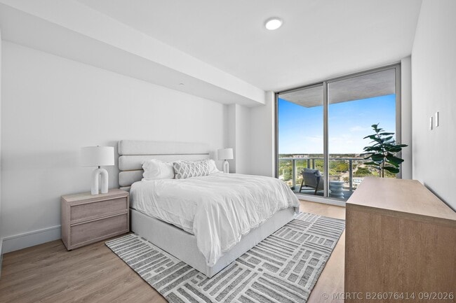 220 Lake Shore Dr Unit 1413