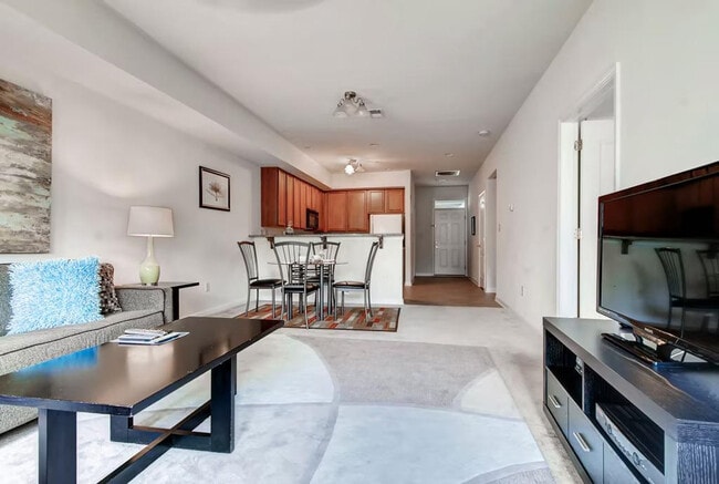 Photo - 3204 Ravens Crest Dr Unidad ID1343779P