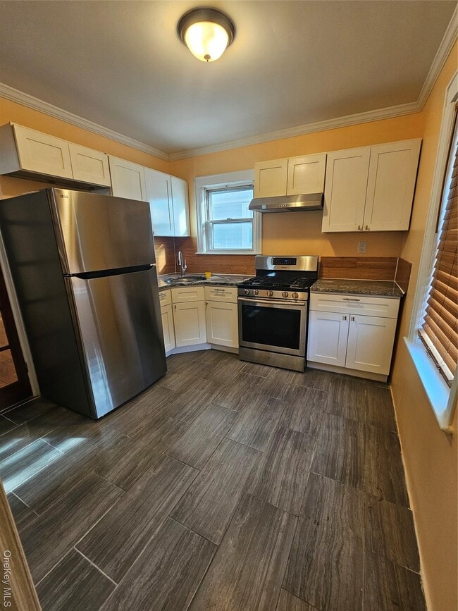 Photo - 109-38-109135 135th St