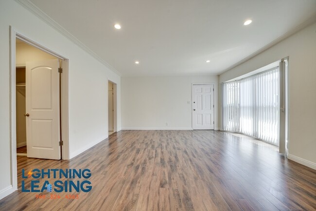 1625 Normandie-22D - 1625 Normandie-22D Condo Unit 22D