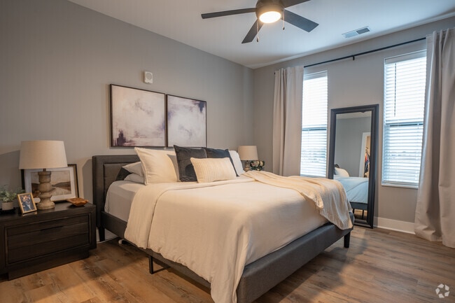 1BR, 1BA - 995SF - Primary Bedroom