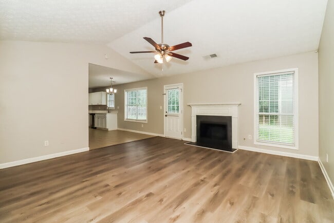 Photo - 88 Ann Cir