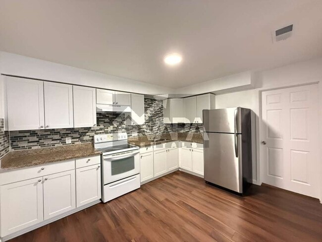 Photo - 407 Creath Pl