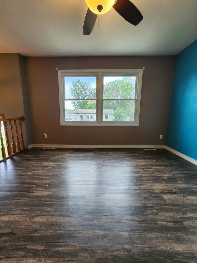 Photo - 2065 Ellen St