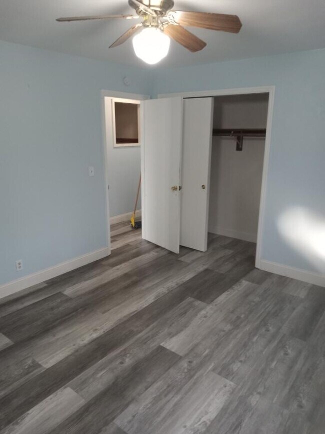 2204-2210 McMullen Road Unit 2