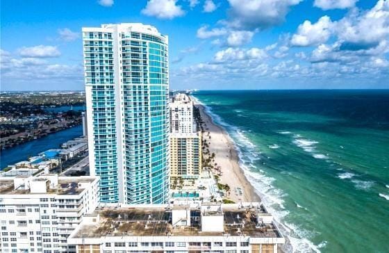Building Photo - 3001 S Ocean Dr Unit OCEAN VIEW Rental