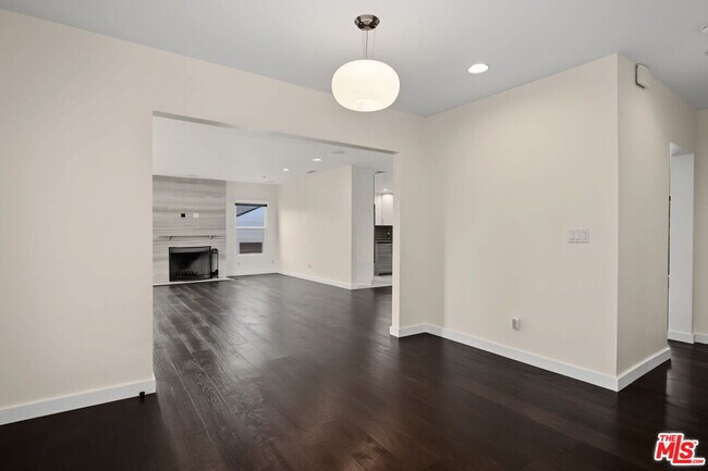 175 Barlock Ave