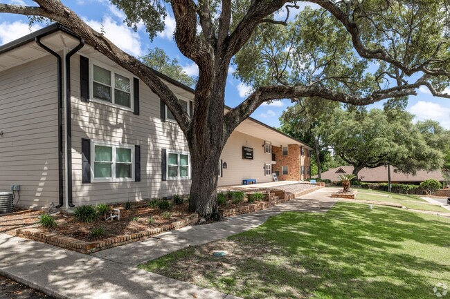 Photo - Courtyard Apartments at Cordova Unit 35