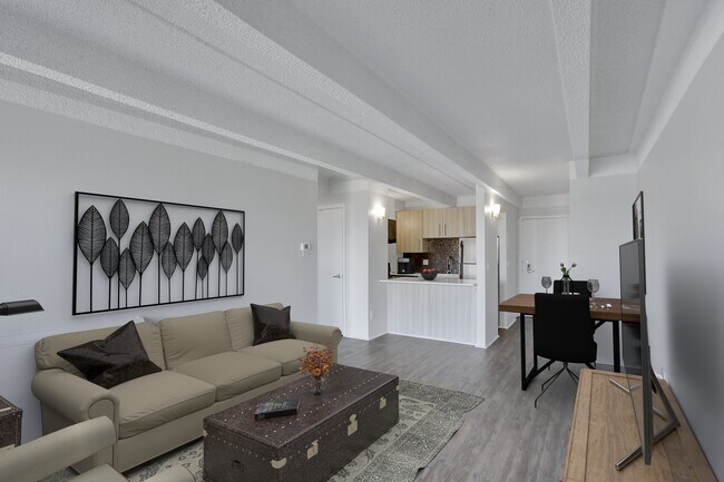 Photo - Liv on Steele