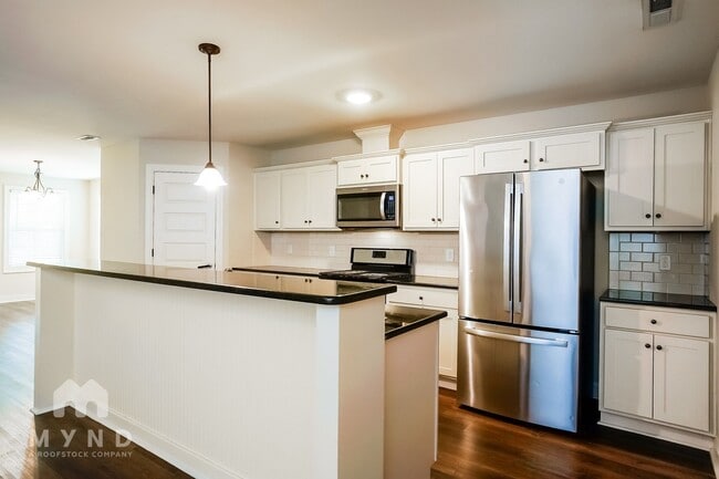 991 Airedale Trail