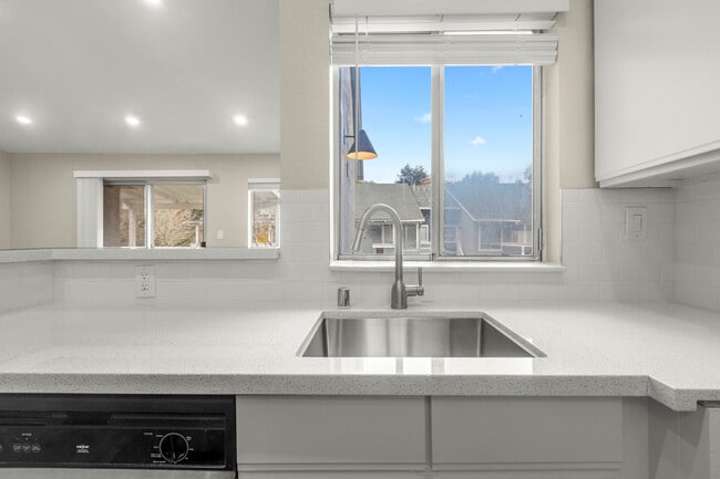 Photo - Redwood Creek Villas