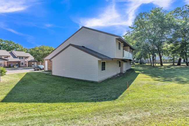 Photo - Englewood Apartments