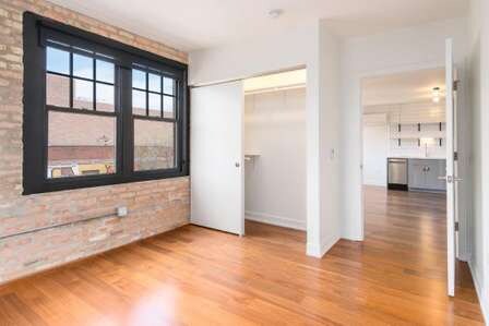 Photo - 1522 W Monroe St