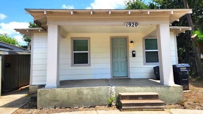 Building Photo - 2 Bed 1 Bath Home in Aurora Addition NW OKC