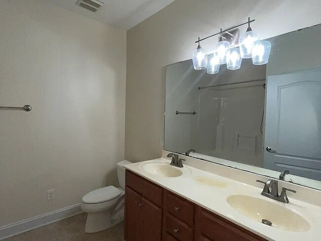 Photo - 212 Fountainhead Ln