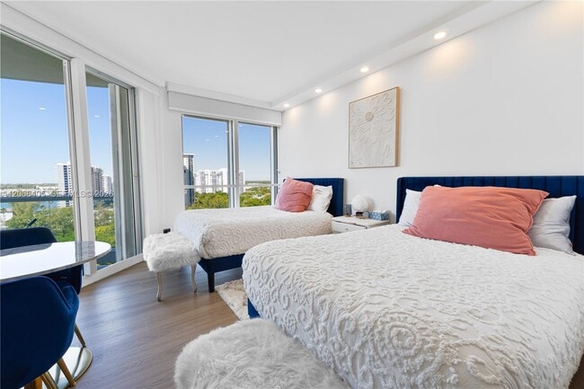 Photo - 7000 Island Blvd Unit 1402