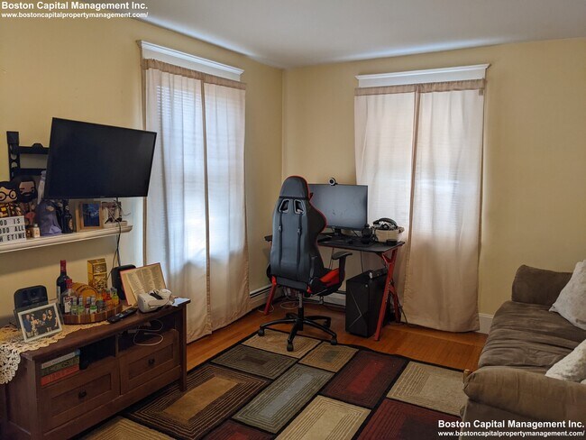 Building Photo - 464 Highland Ave Unit 1