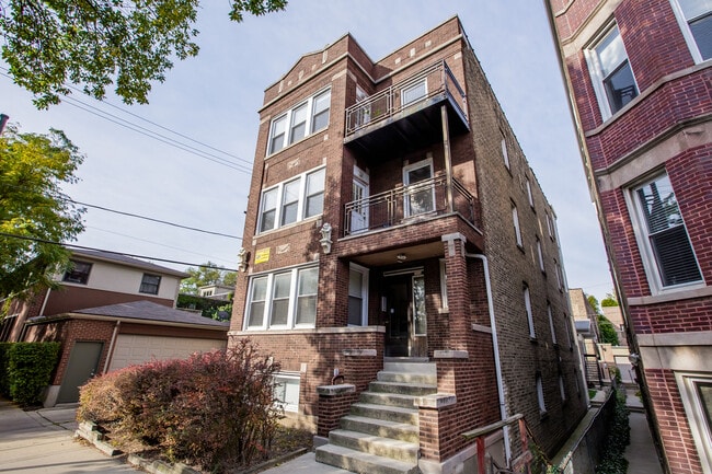 Photo - 1914 N Wood St Condo Unit GDN
