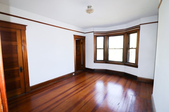 Photo - 2626 Eden Ave