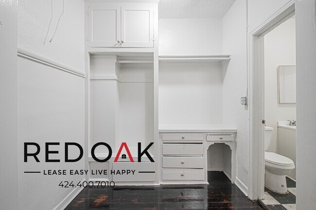 Photo - 425–427 S. Grand View St Unidad 7204