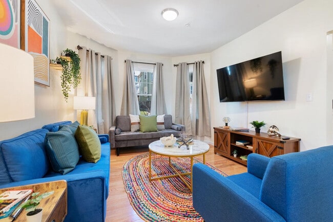 Photo - 12 Hubbardston Rd Unidad ID1343265P