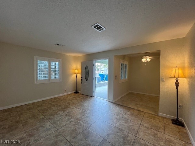 Photo - 1635 Lewis Ave Casa