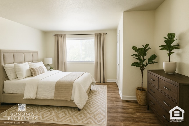 Photo - Charming 2BD/1.5BA Duplex