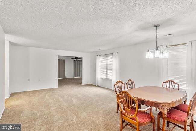 Photo - 6 Moneta Ct