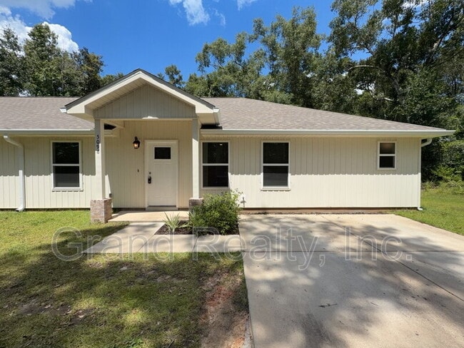 Building Photo - 5098 Bruner St