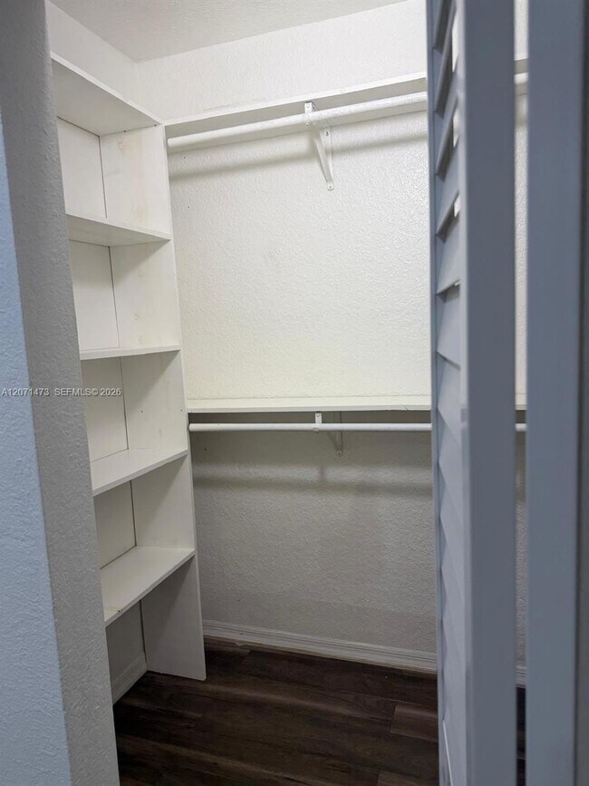 Photo - 15420 SW 169th Ln Unit Studio