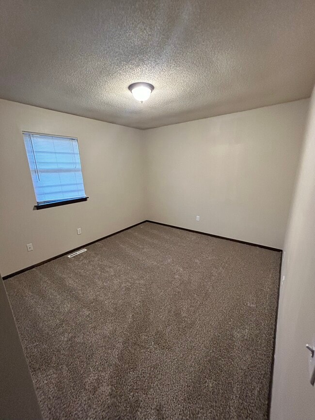 Photo - 808 Dondee Dr