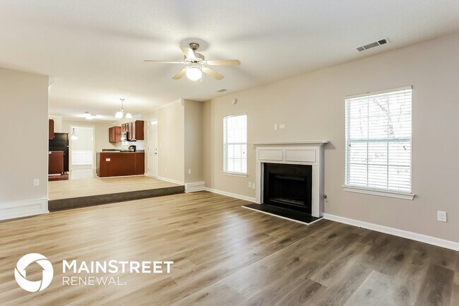 Photo - 235 Gunnison Pl SW